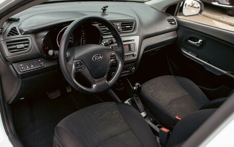 KIA Rio III рестайлинг, 2017 год, 995 000 рублей, 13 фотография