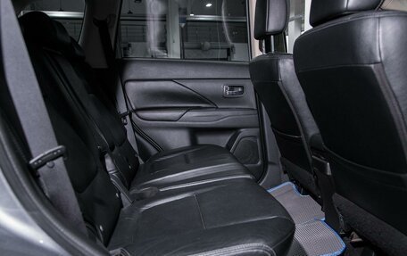 Mitsubishi Outlander III рестайлинг 3, 2012 год, 1 530 000 рублей, 12 фотография