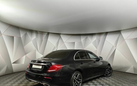 Mercedes-Benz E-Класс, 2019 год, 3 329 000 рублей, 2 фотография