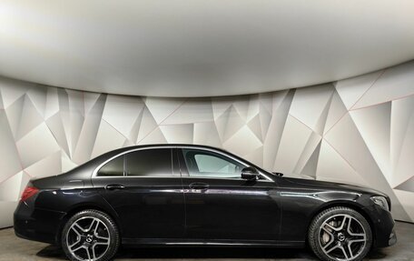 Mercedes-Benz E-Класс, 2019 год, 3 329 000 рублей, 6 фотография