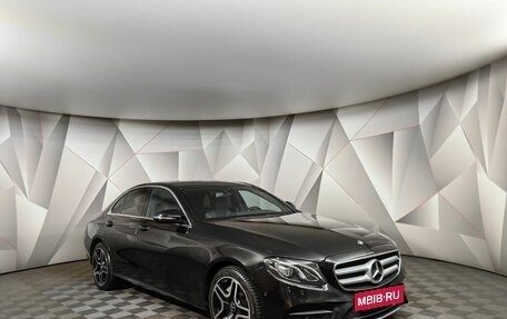 Mercedes-Benz E-Класс, 2019 год, 3 329 000 рублей, 3 фотография