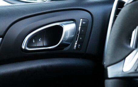 Porsche Cayenne III, 2012 год, 2 790 000 рублей, 10 фотография