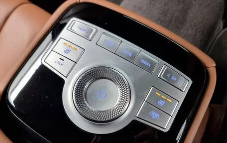 Genesis G80, 2024 год, 7 770 000 рублей, 13 фотография