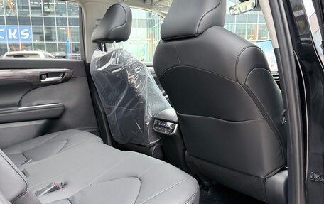 Toyota Highlander, 2025 год, 5 650 000 рублей, 18 фотография