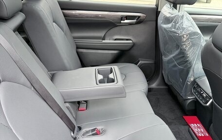 Toyota Highlander, 2025 год, 5 650 000 рублей, 19 фотография