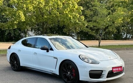 Porsche Panamera II рестайлинг, 2015 год, 4 500 000 рублей, 1 фотография
