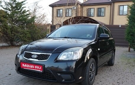 KIA Rio II, 2010 год, 600 000 рублей, 1 фотография