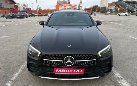 Mercedes-Benz E-Класс, 2021 год, 5 150 000 рублей, 1 фотография