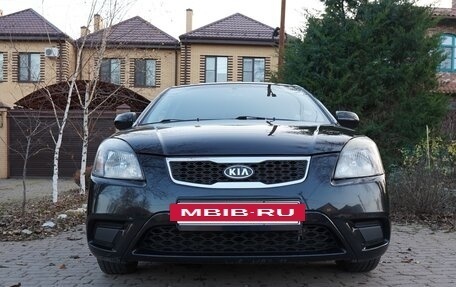 KIA Rio II, 2010 год, 600 000 рублей, 2 фотография