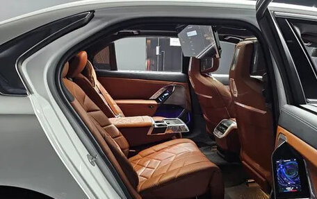 BMW 7 серия, 2024 год, 12 782 000 рублей, 16 фотография