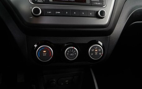 KIA Rio III рестайлинг, 2016 год, 1 500 000 рублей, 17 фотография