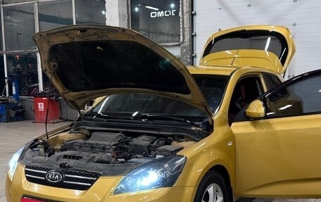 KIA cee'd I рестайлинг, 2010 год, 690 000 рублей, 1 фотография