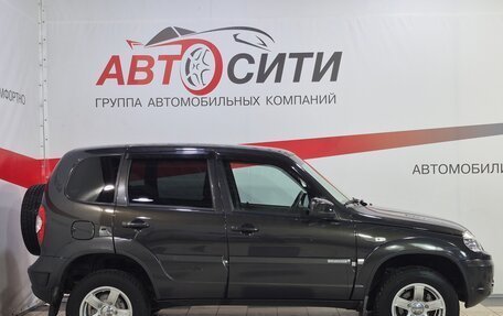 Chevrolet Niva I рестайлинг, 2017 год, 820 000 рублей, 8 фотография