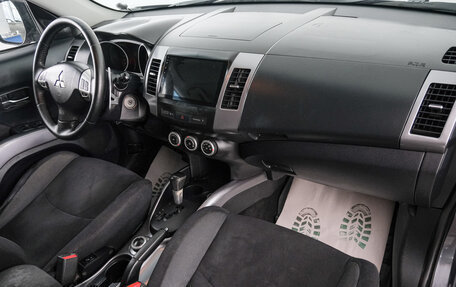 Mitsubishi Outlander III рестайлинг 3, 2007 год, 1 049 000 рублей, 13 фотография