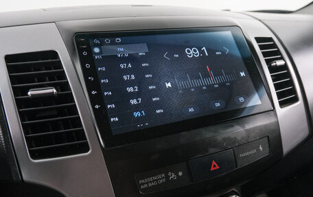 Mitsubishi Outlander III рестайлинг 3, 2007 год, 1 049 000 рублей, 16 фотография