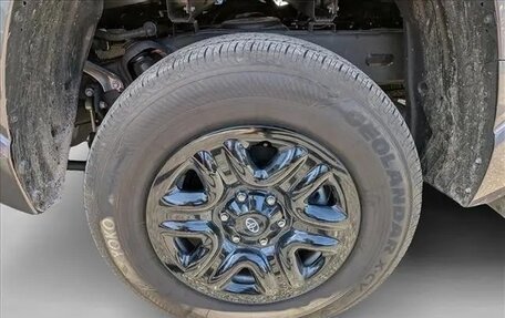 Toyota Tundra, 2025 год, 5 950 000 рублей, 3 фотография