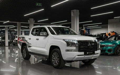 Mitsubishi L200, 2024 год, 5 250 000 рублей, 2 фотография