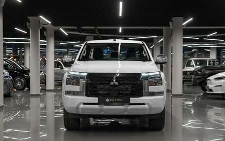 Mitsubishi L200, 2024 год, 5 250 000 рублей, 3 фотография