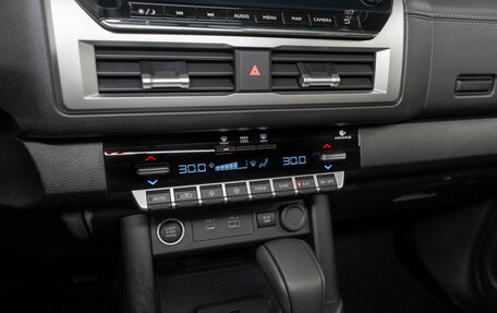 Mitsubishi L200, 2024 год, 5 250 000 рублей, 17 фотография