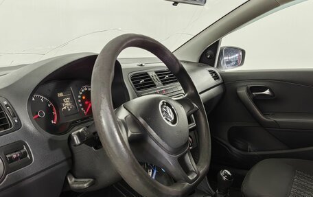 Volkswagen Polo VI (EU Market), 2015 год, 550 000 рублей, 12 фотография