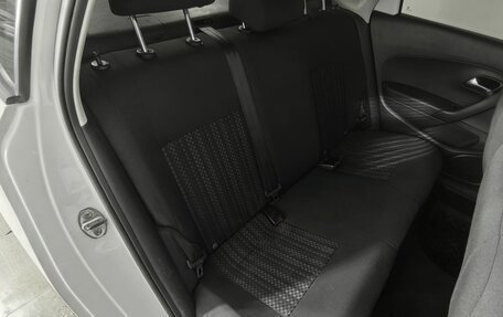 Volkswagen Polo VI (EU Market), 2015 год, 550 000 рублей, 20 фотография