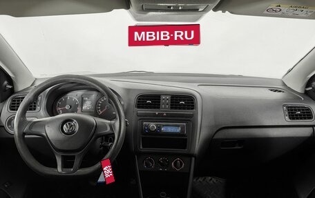 Volkswagen Polo VI (EU Market), 2015 год, 550 000 рублей, 10 фотография