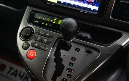 Toyota Wish II, 2004 год, 775 000 рублей, 13 фотография