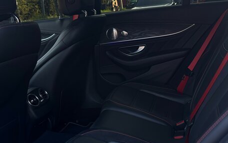 Mercedes-Benz E-Класс AMG, 2017 год, 4 300 000 рублей, 12 фотография