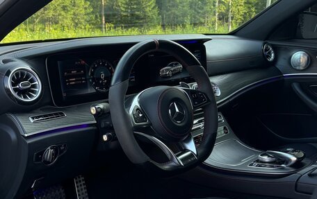 Mercedes-Benz E-Класс AMG, 2017 год, 4 300 000 рублей, 9 фотография