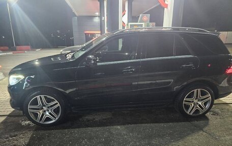 Mercedes-Benz M-Класс, 2013 год, 2 000 000 рублей, 2 фотография