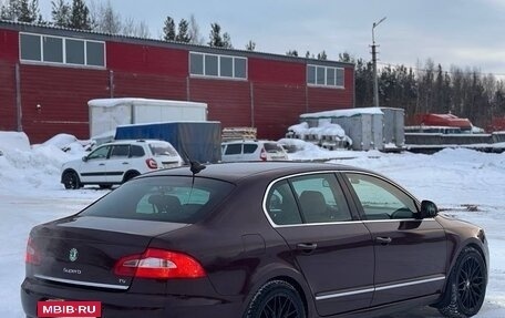 Skoda Superb III рестайлинг, 2009 год, 930 000 рублей, 6 фотография