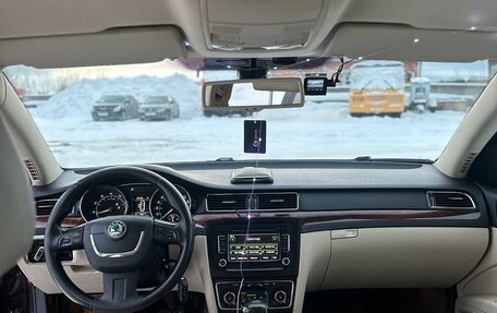 Skoda Superb III рестайлинг, 2009 год, 930 000 рублей, 14 фотография