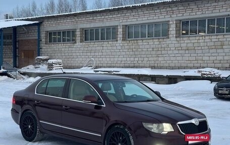 Skoda Superb III рестайлинг, 2009 год, 930 000 рублей, 8 фотография