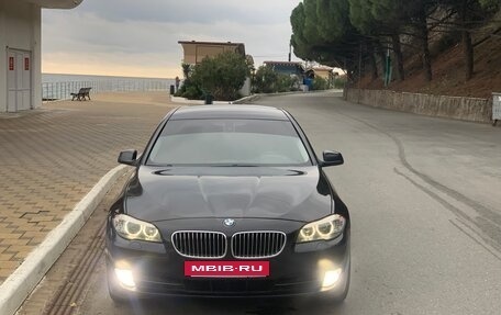 BMW 5 серия, 2011 год, 1 350 000 рублей, 11 фотография