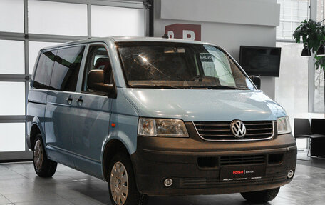 Volkswagen Transporter T5 рестайлинг, 2005 год, 747 000 рублей, 3 фотография