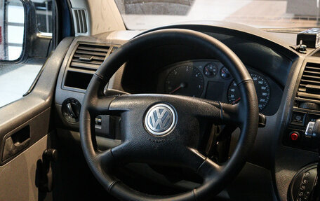 Volkswagen Transporter T5 рестайлинг, 2005 год, 747 000 рублей, 14 фотография