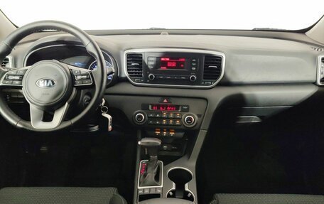 KIA Sportage IV рестайлинг, 2021 год, 2 588 000 рублей, 10 фотография