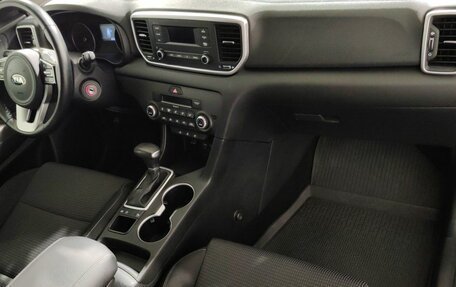 KIA Sportage IV рестайлинг, 2021 год, 2 588 000 рублей, 15 фотография