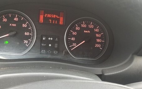 Renault Logan I, 2013 год, 400 000 рублей, 9 фотография