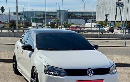 Volkswagen Jetta VI, 2014 год, 1 300 000 рублей, 5 фотография