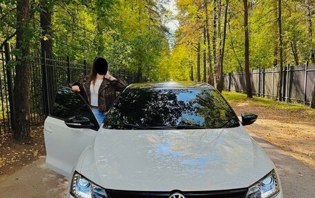 Volkswagen Jetta VI, 2014 год, 1 300 000 рублей, 12 фотография