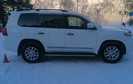 Toyota Land Cruiser 200, 2012 год, 3 900 000 рублей, 3 фотография