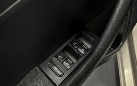 Skoda Rapid I, 2018 год, 1 245 000 рублей, 19 фотография