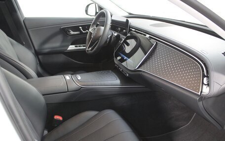 Mercedes-Benz E-Класс, 2024 год, 16 фотография