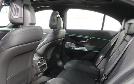 Mercedes-Benz E-Класс, 2025 год, 10 450 000 рублей, 23 фотография