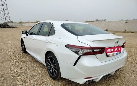 Toyota Camry, 2022 год, 4 310 000 рублей, 4 фотография