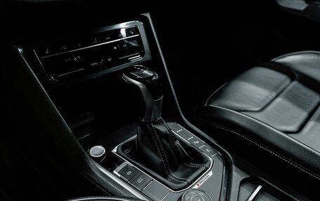 Volkswagen Tiguan II, 2021 год, 3 549 000 рублей, 19 фотография