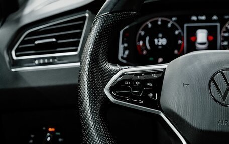 Volkswagen Tiguan II, 2021 год, 3 549 000 рублей, 15 фотография