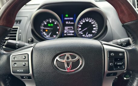 Toyota Land Cruiser Prado 150 рестайлинг 2, 2017 год, 5 200 000 рублей, 11 фотография