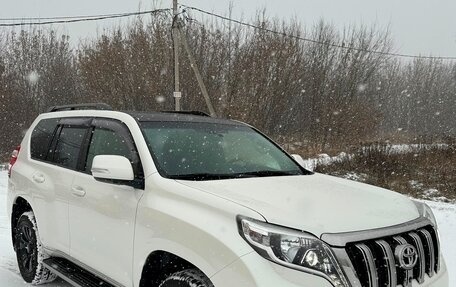 Toyota Land Cruiser Prado 150 рестайлинг 2, 2017 год, 5 200 000 рублей, 4 фотография